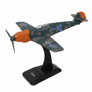 Avión a Escala New Ray 1:48 WWII Fighter Plane BF109 con Base Plástica (Camuflaje)